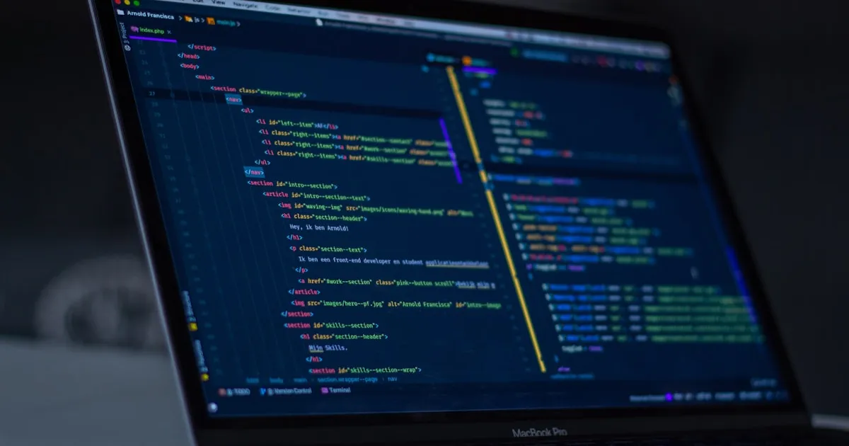 Laravel vs Node.js comparativa técnica